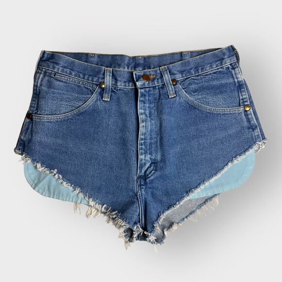 Wrangler Pants - Wrangler Vintage High Rise Cut Off Medium Bootie Shorts Denim Daisy Dukes